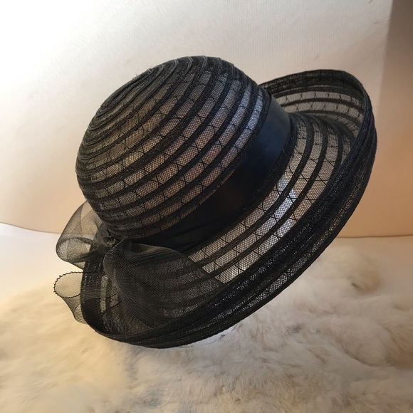 Vintage Black Net Straw Striped Rolled Brim Hat - Picture 1 of 8